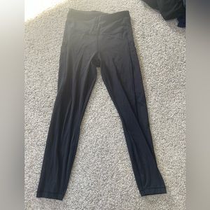 Athleta Ultimate stash pocket 7/8 XS leggings